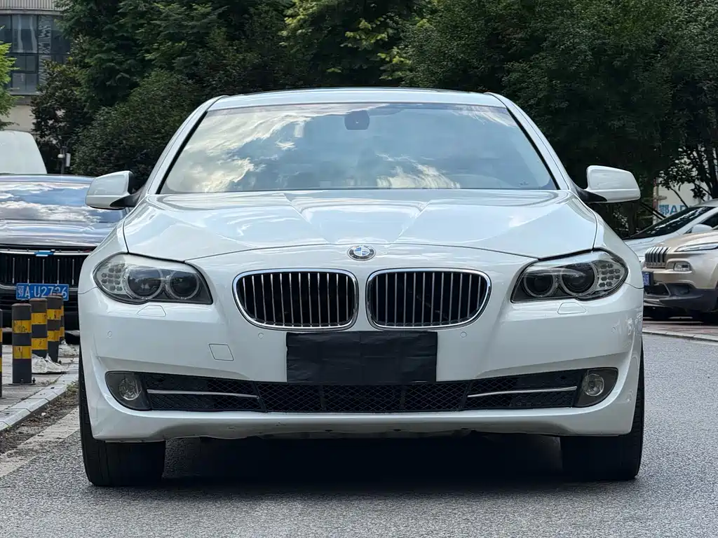 BMW 5 Series 2012