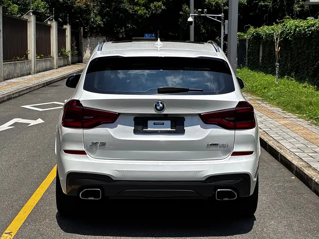 BMW X3 2021 — фото 9
