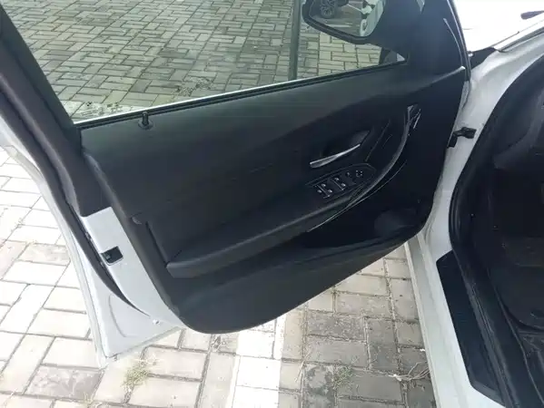 BMW 3 Series 2017