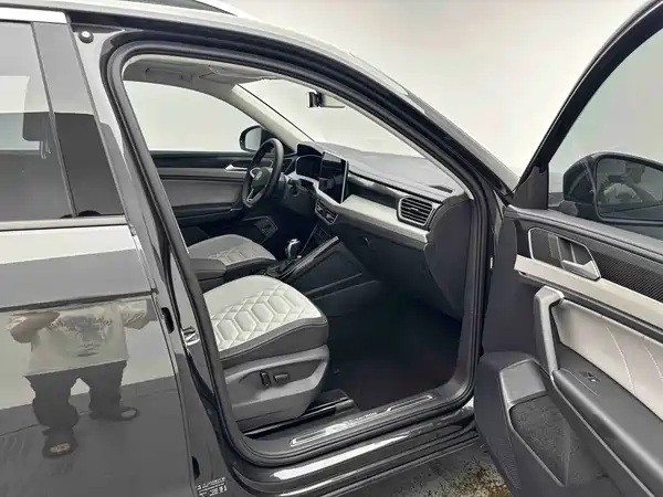 Volkswagen Tayron 2023