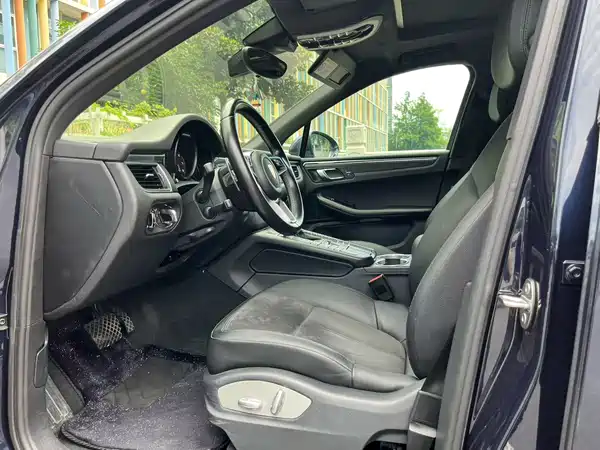 Porsche Macan 2016