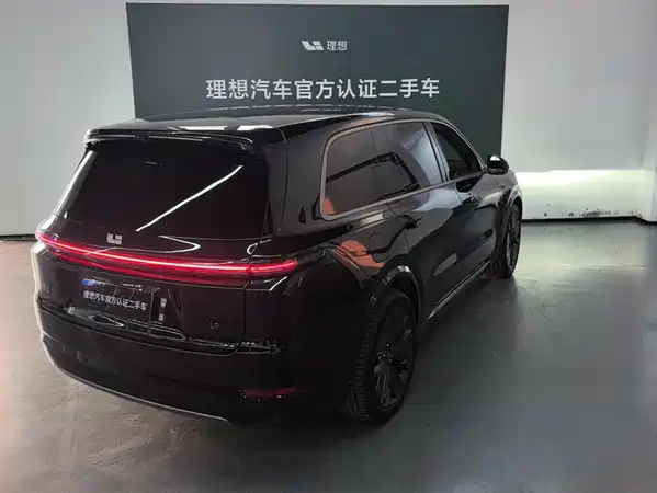 Li Auto L9 2025