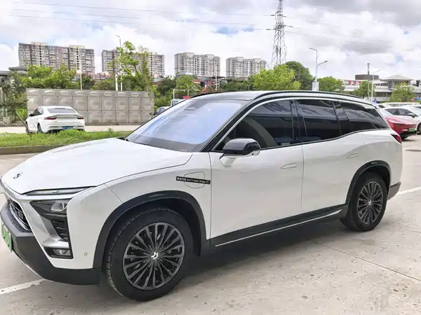 NIO ES8 2019