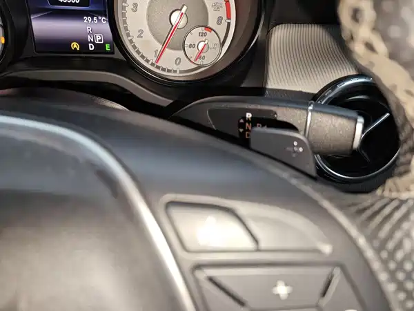 Mercedes-Benz GLA 2015