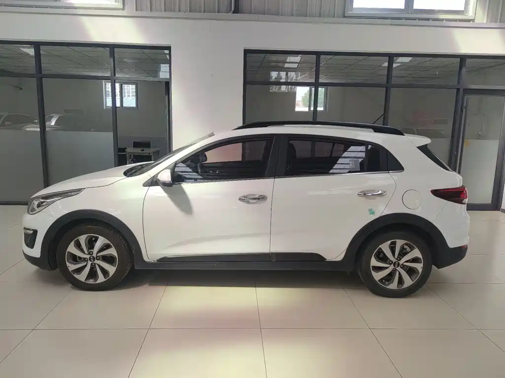 Kia KX Cross 2019 — фото 3