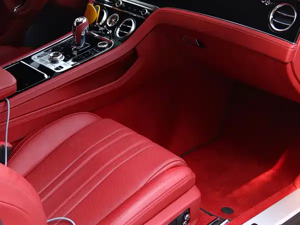 Bentley Continental 2020