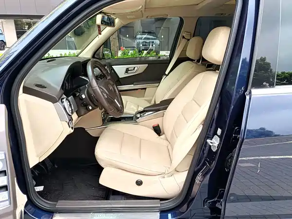 Mercedes-Benz GLK-Class 2013