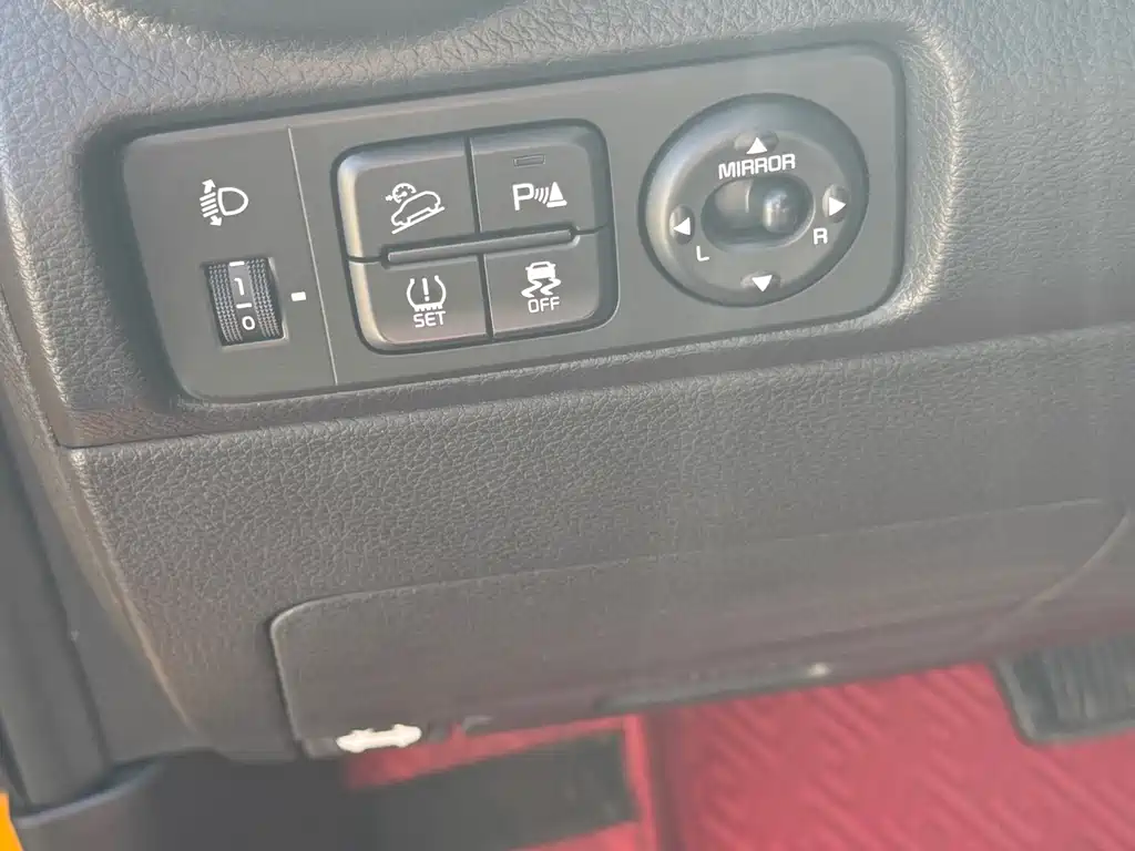 Kia KX1 2022 — фото 12