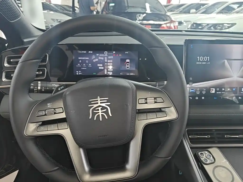 BYD Qin L 2025 — фото 11