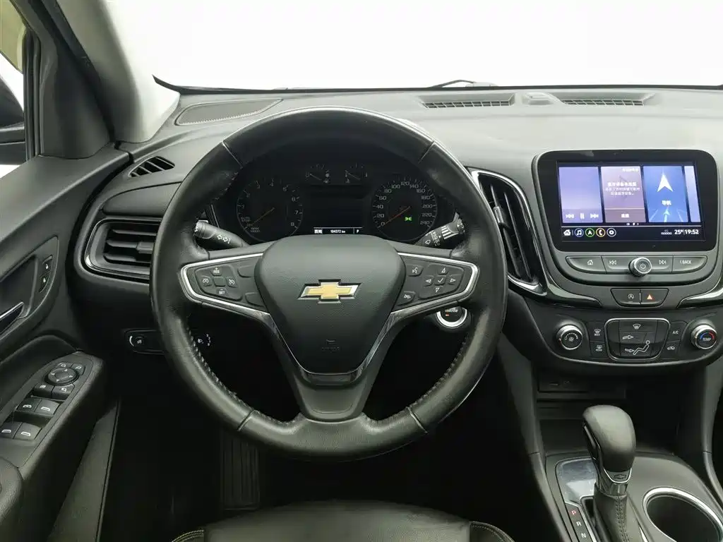 Chevrolet Equinox 2021 — фото 11