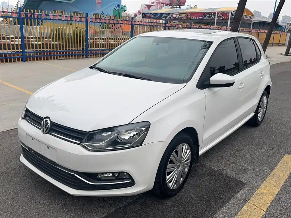 Volkswagen Polo 2017 — фото 1