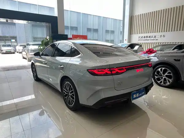 BYD Qin L 2024
