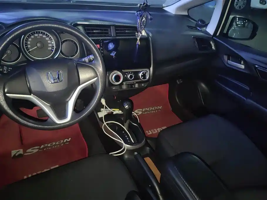 Honda Fit 2014 — фото 16