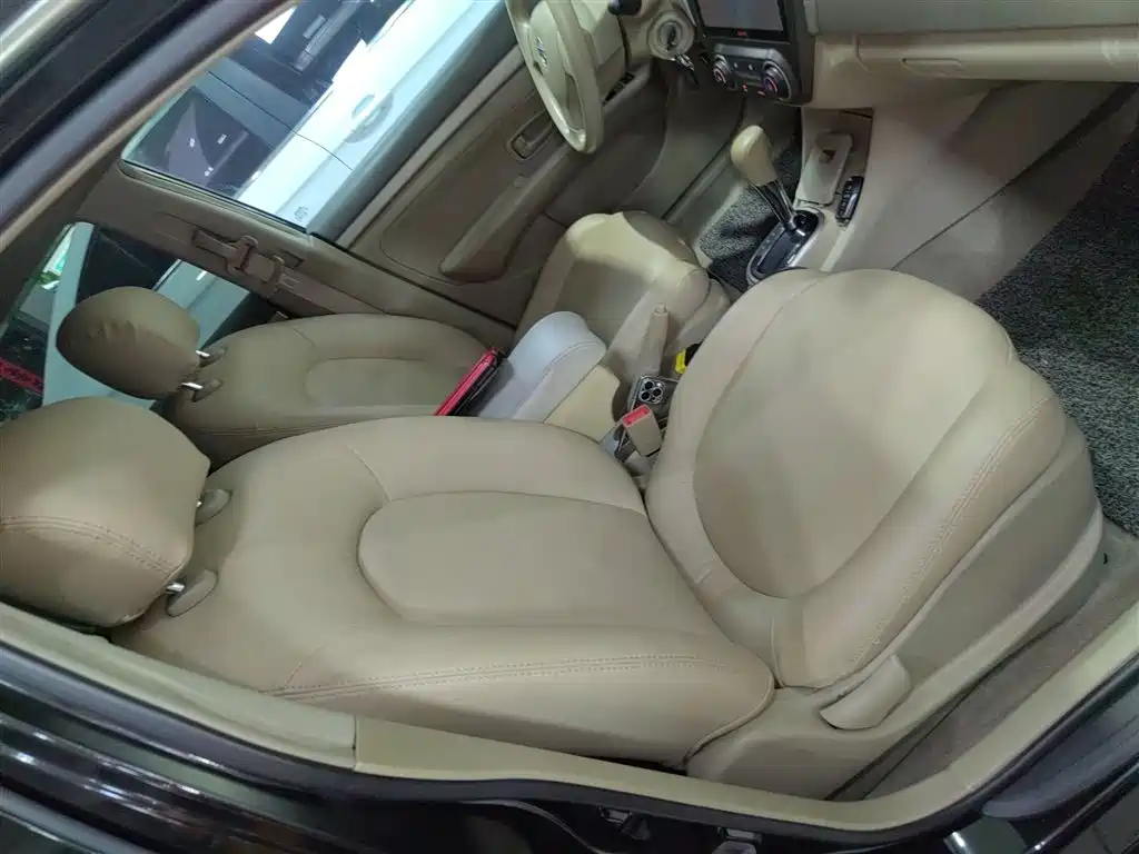 Nissan Sylphy 2019 — фото 20