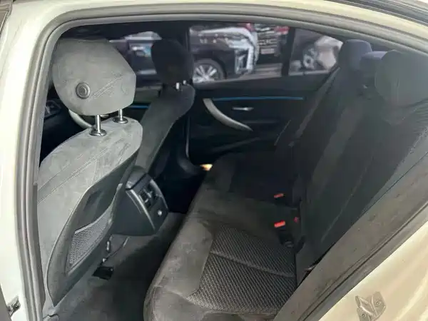 BMW 3 Series 2018