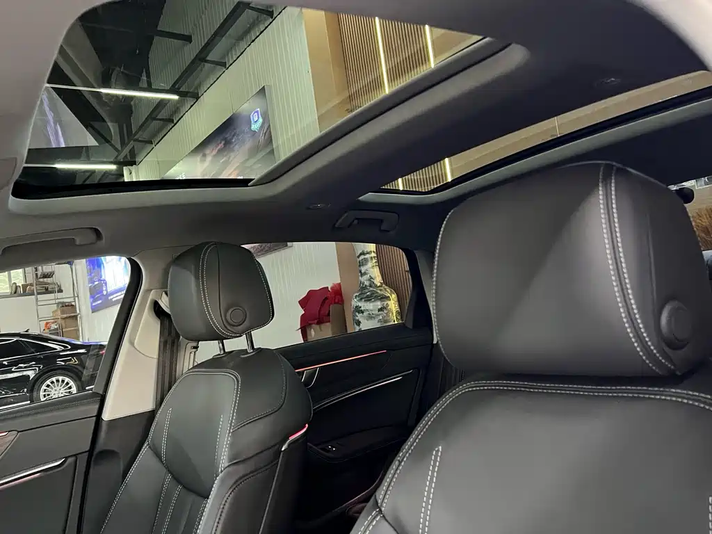 Audi A6L 2023