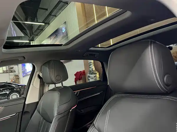 Audi A6L 2023