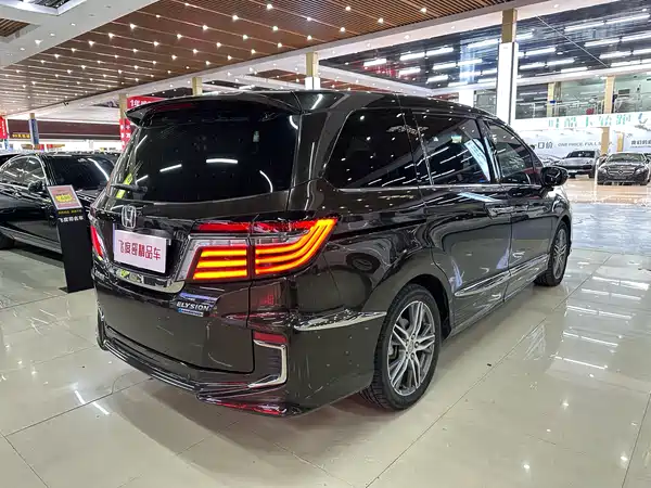 Honda Elysion 2020