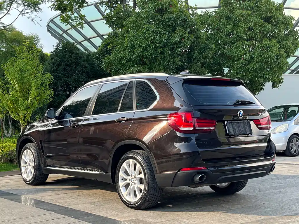 BMW X5 2015 — фото 9