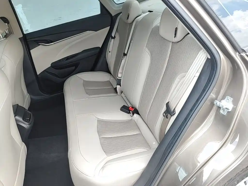 Buick Excelle GT 2016 — фото 17