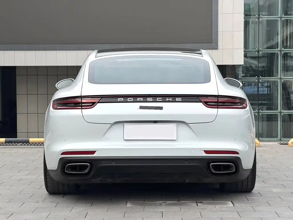 Porsche Panamera 2020 — фото 9