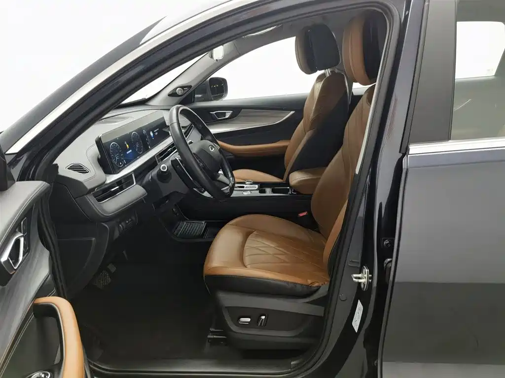 Chery Tiggo 8 PLUS 2021 — фото 10