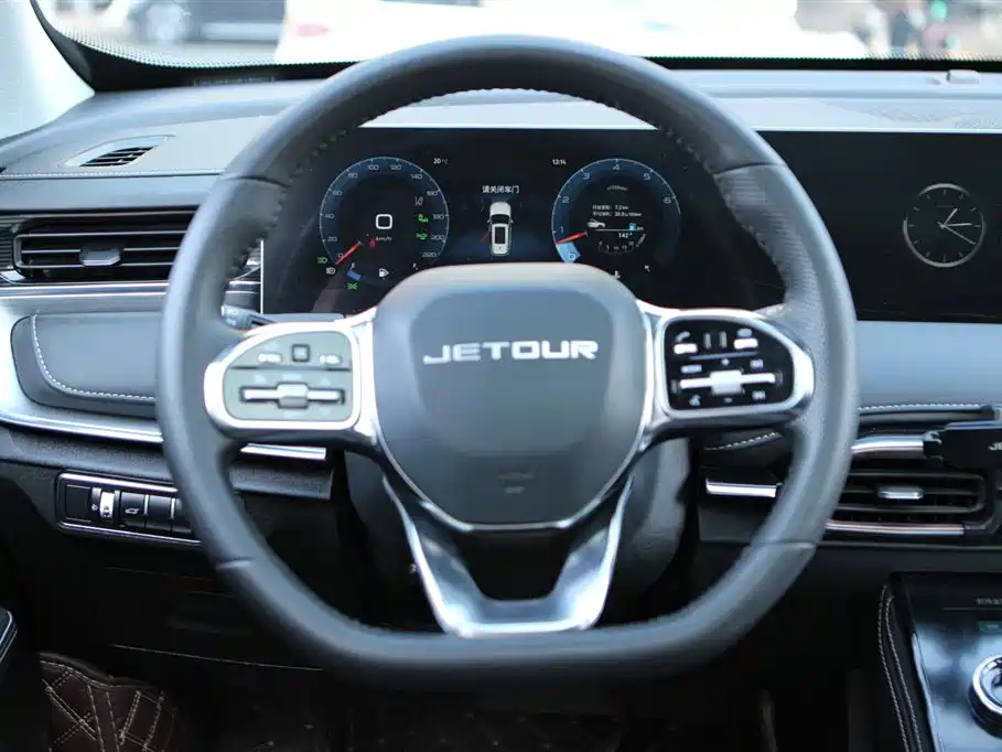 Jetour X70 PLUS 2021 — фото 15