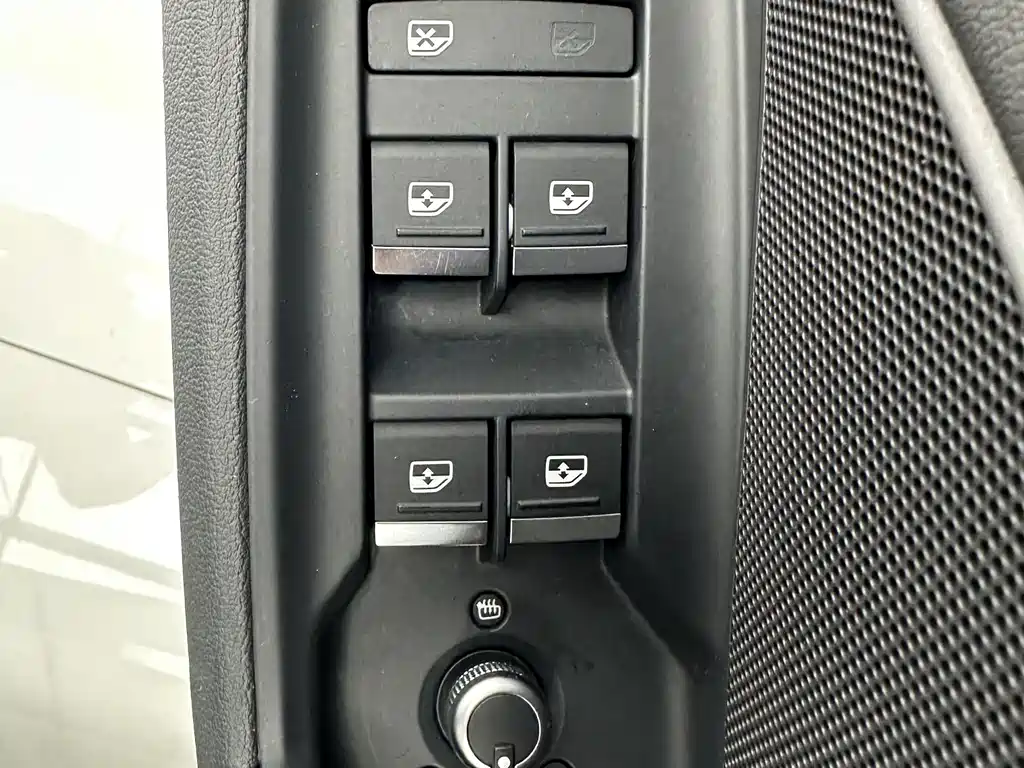 Audi A3 2023 — фото 11