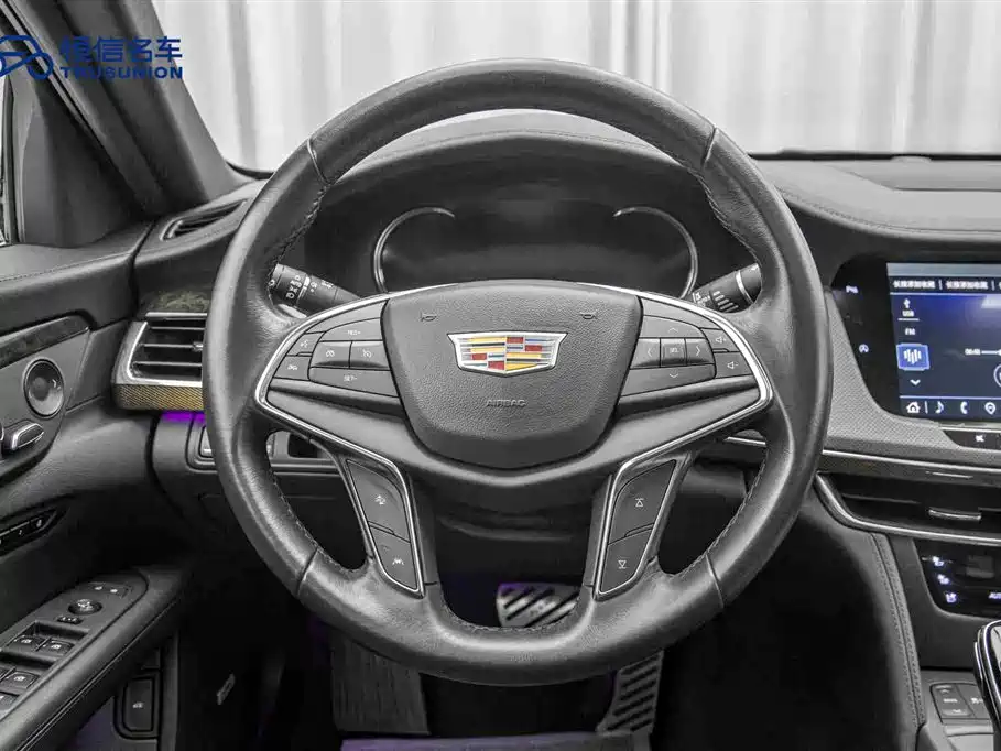 Cadillac CT6 2022 — фото 17