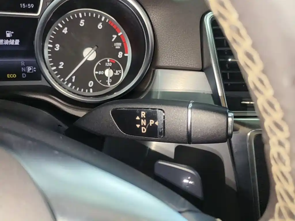 Mercedes-Benz M-Class 2015 — фото 14