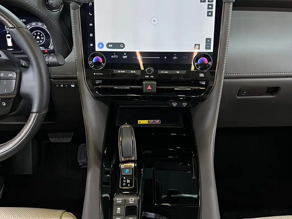 Toyota Alphard 2025 — фото 18