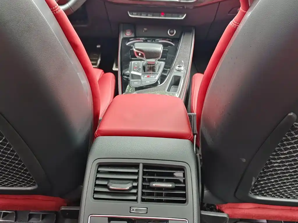 Audi S4 2023 — фото 19