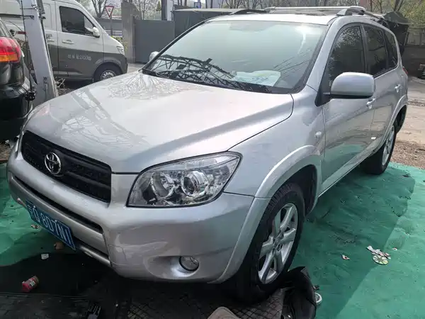 Toyota RAV4 2006