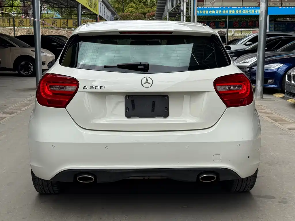 Mercedes-Benz A-Class 2016 — фото 17
