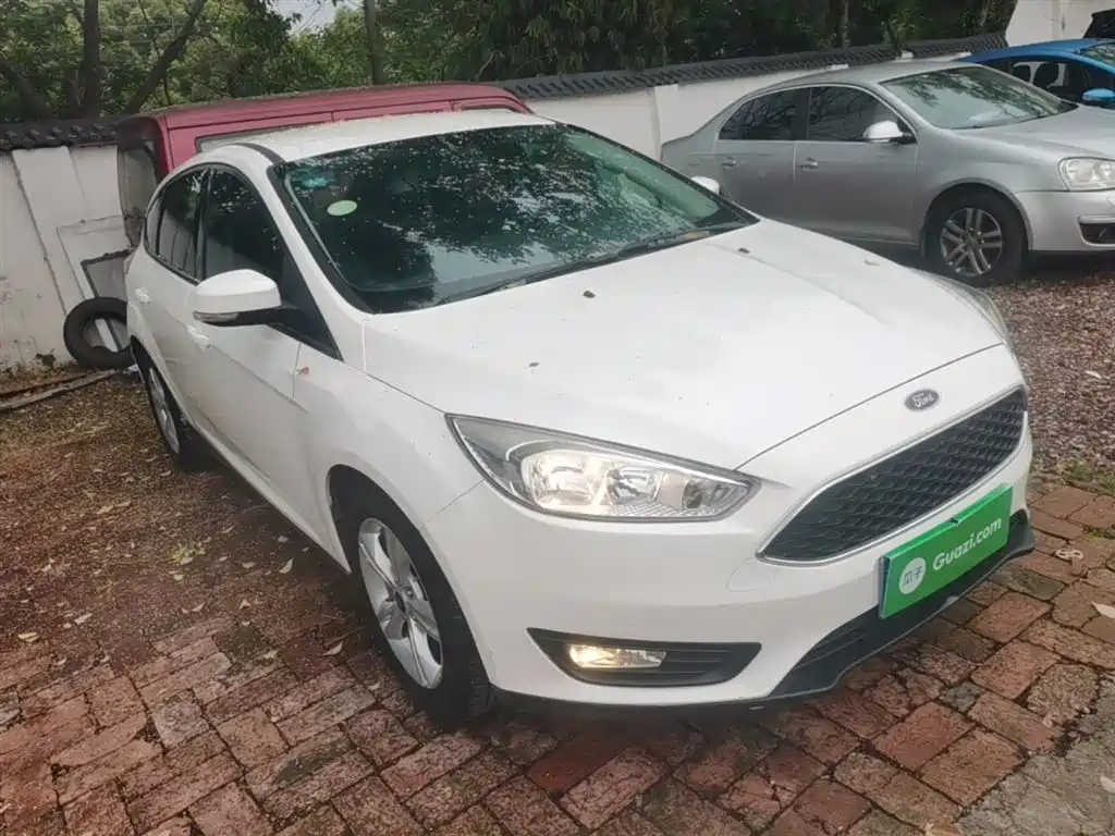 Ford Focus 2016 — фото 4