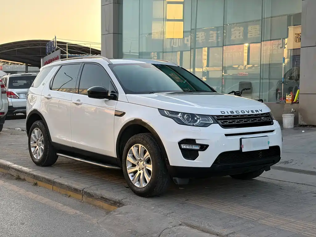 Land Rover Discovery Sport 2018 — фото 3