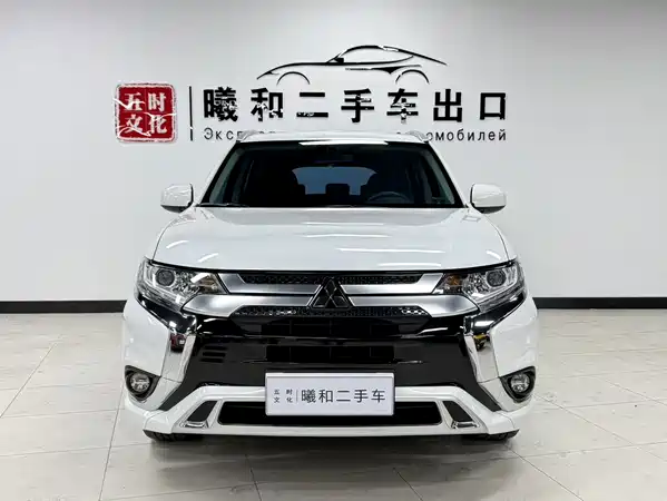 Mitsubishi Outlander 2022