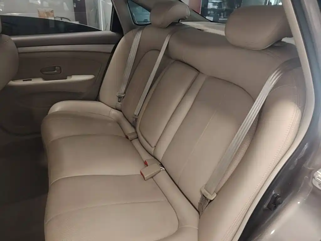 Nissan Sylphy 2016 — фото 17