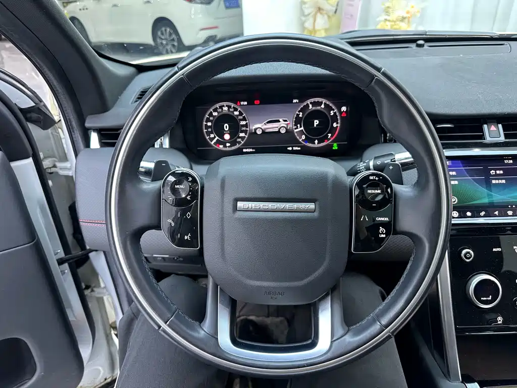 Land Rover Discovery Sport 2021 — фото 10