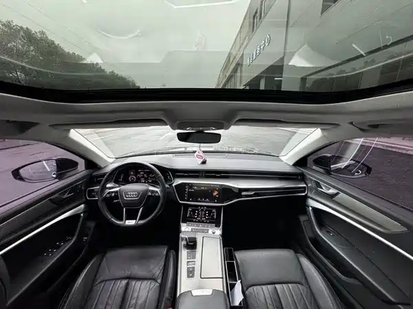 Audi A6L 2020