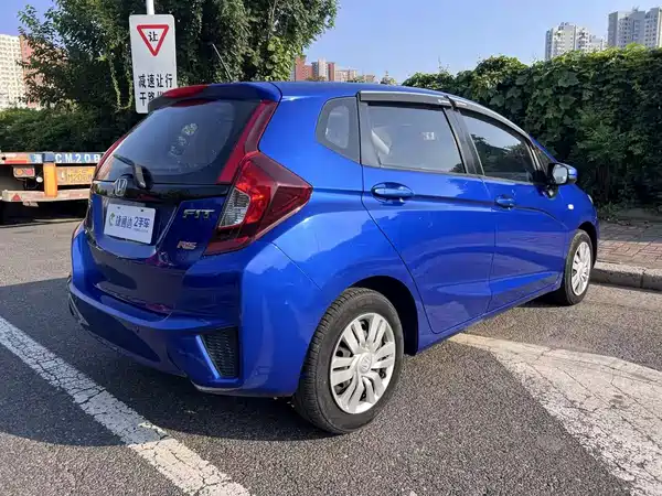Honda Fit 2016
