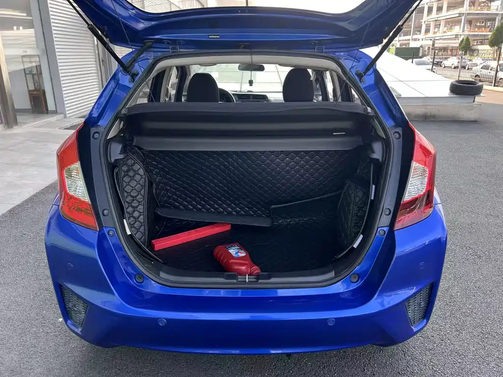 Honda Fit 2016 — фото 26