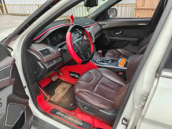 Landwind X7 2015