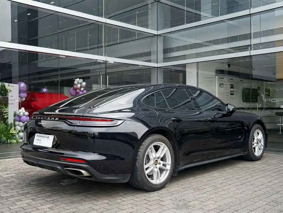 Porsche Panamera 2021 — фото 7
