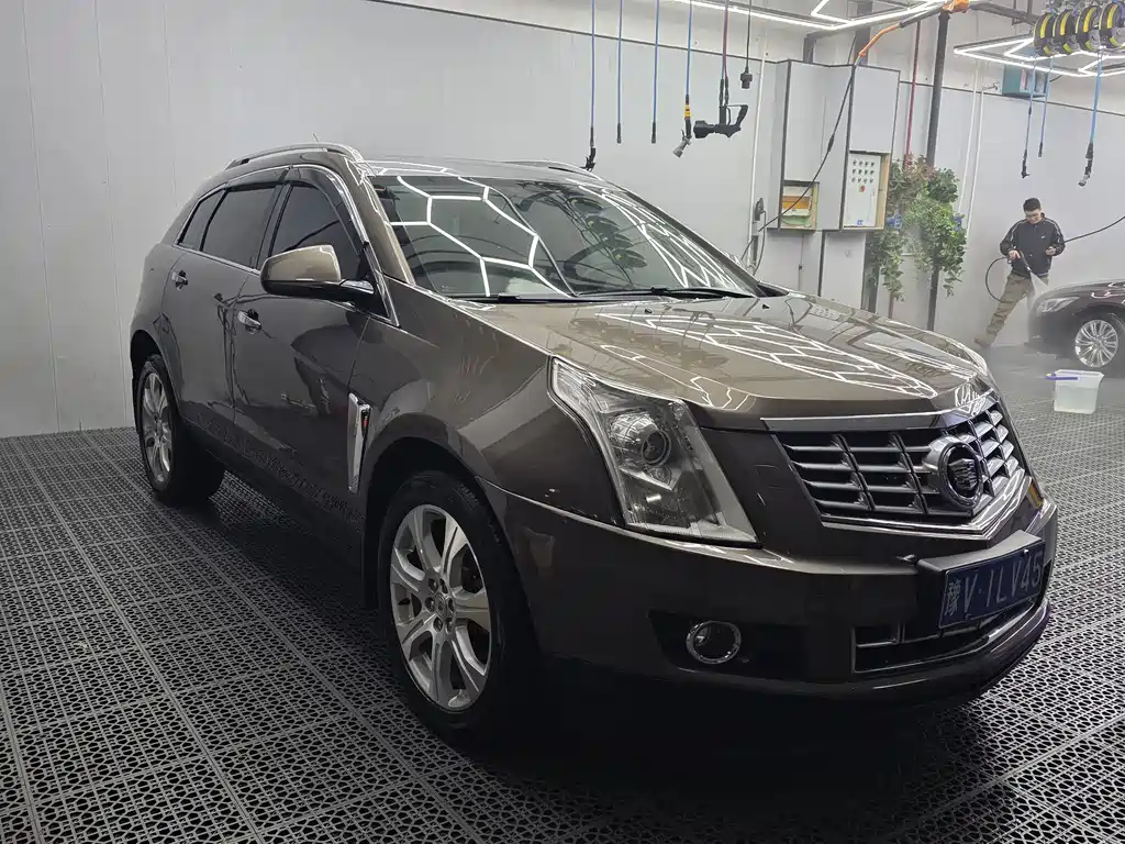 Cadillac SRX 2014 — фото 2