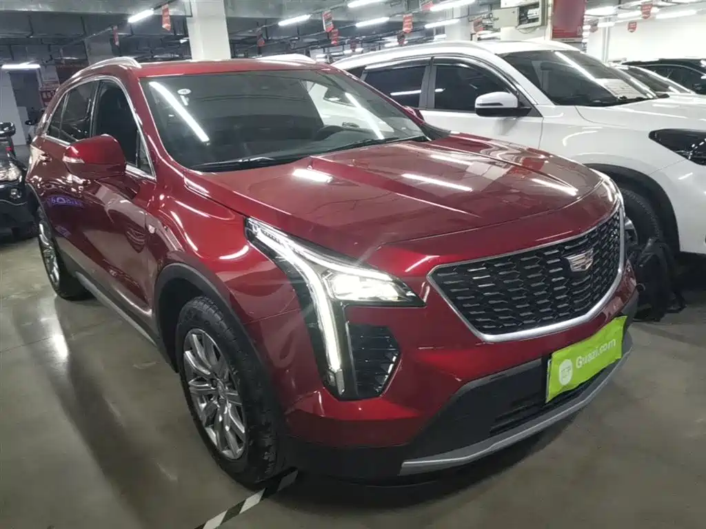 Cadillac XT4 2022 — фото 4
