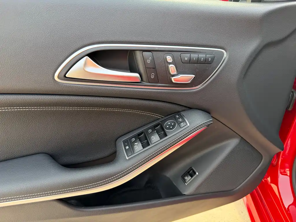 Mercedes-Benz CLA 2017 — фото 11