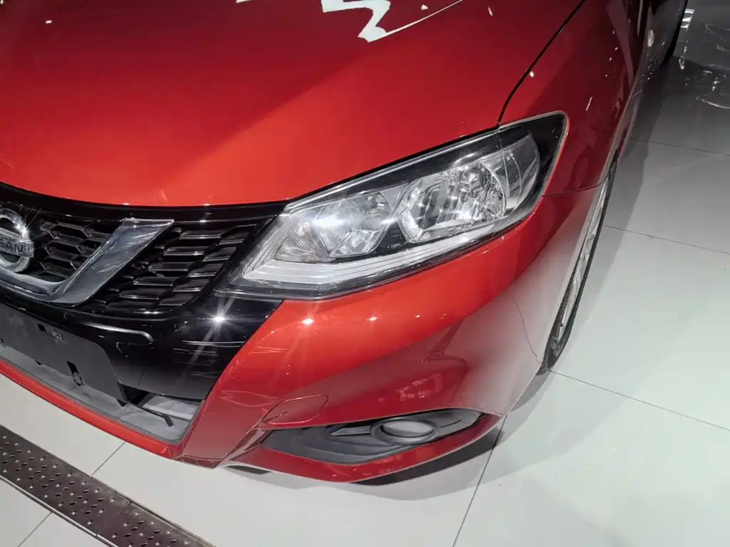 Nissan Tiida 2019 — фото 24