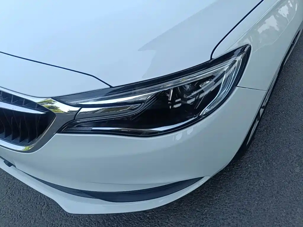 Buick Excelle 2019 — фото 18