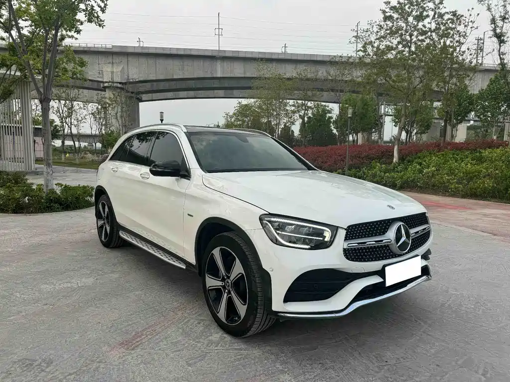 Mercedes-Benz GLC 2022 — фото 2